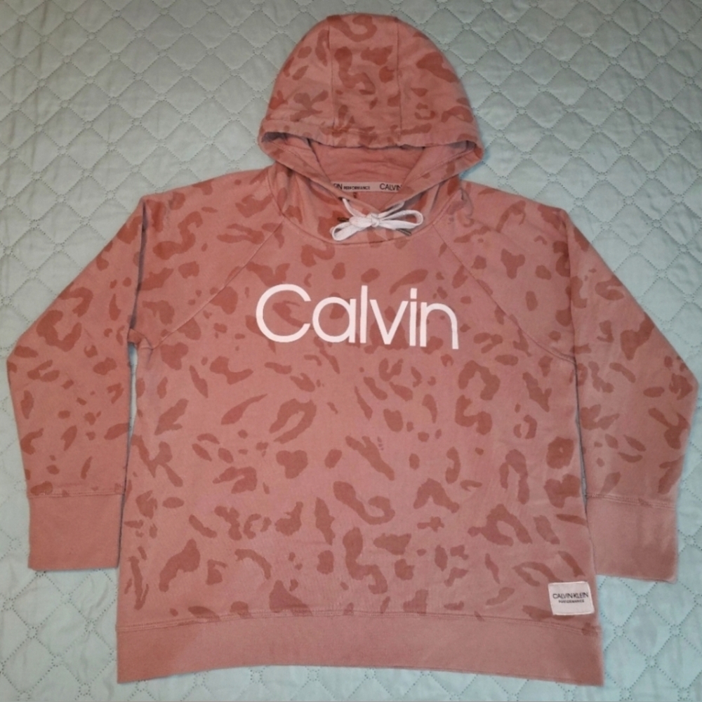 EUC ☆ Calvin Klein Hoodie.